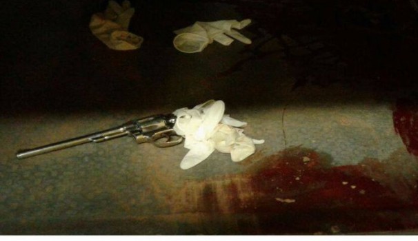 Revólver calibre 38, uma das armas apreendidas com os suspeitos ** Arquivo 