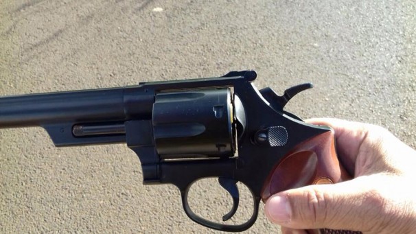 Réplica de arma de fogo apreendida com adolescente