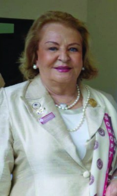 “É um jornal que traz muita informação. Gosto muito da parte política e também da social. Grande parte do conhecimento que tenho é por meio do Gazeta. Sou uma das assinantes mais antigas e não deixarei de assiná-lo”. Daisy Cunha Lemos Dorázio, Soroptimista