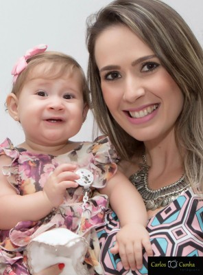 Giovanna Costa Salatiel  aniversariante do dia 5 e a mãe Estefânia da Costa Carneiro Silva Salatiel aniversariante de hoj