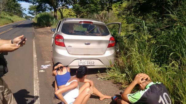 Veículo produto de crime apresentava alguns danos