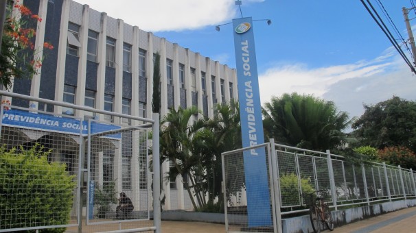 Caso a reforma seja aprovada, o tempo mínimo de contribuição passará de 15 para 25 anos