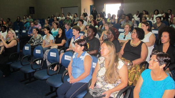 Lançamento da campanha ocorreu no auditório da Policlínica Dr. Oabi Gebrim