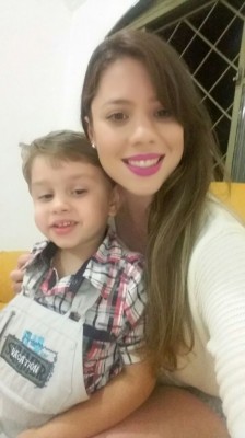 Rafael Murilo de Sousa Borba celebrou seus 4 aninhos no dia 23, ao lado da mamãe Mayara de Sousa