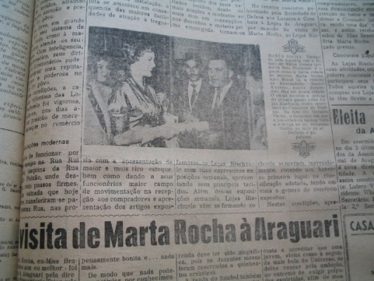 Cobertura jornalística da visita da Miss Brasil, Marta Rocha, em Araguari, 1955