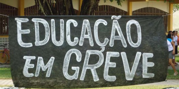 Trabalhadores estão em greve contra a PEC da reforma da Previdência desde março