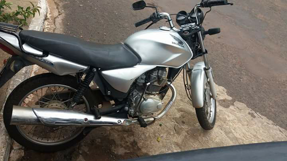Motocicleta furtada sábado, no Jardim Millenium