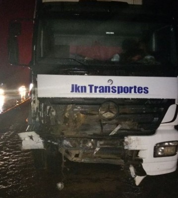 Veículo seguia de Catalão a Araguari ** PRF 