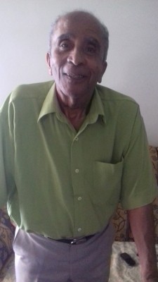 Sebastião Felício Filho aniversariante do dia 6, comemorando seus 82 anos e recebendo o carinho da esposa, esposa, filhos, netos e bisneta 