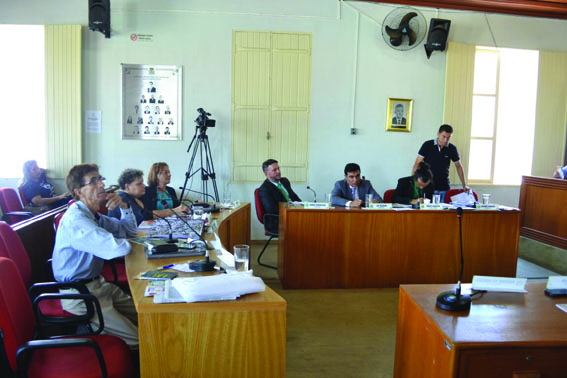 Projeto foi aprovado por 11 votos favoráveis e 4 contrários