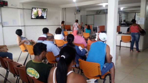 Para obter o medicamento o paciente deve apresentar a receita e os documentos pessoais