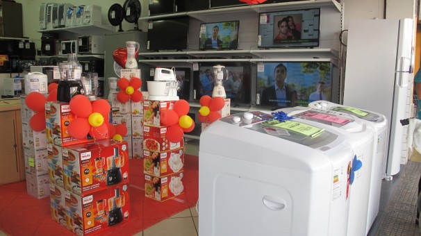 Lojistas optam pelas estratégias de vendas para aumentar o número de clientes 