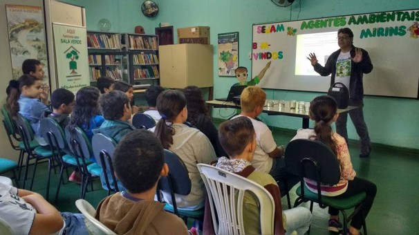 A ação é elaborada por meio de aulas lúdicas com o objetivo de facilitar a aprendizagem Foto: Joelson