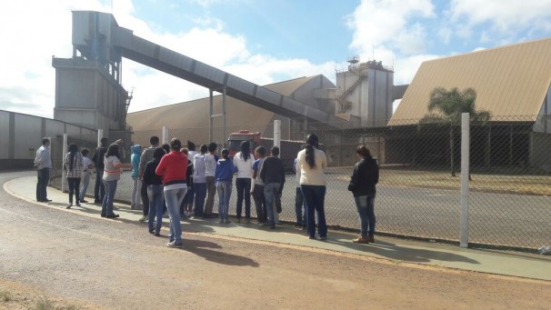 Terminal Integrador Araguari recebeu a visita de duas turmas do Centro Educacional Municipal (CEM) Papa João XXIII