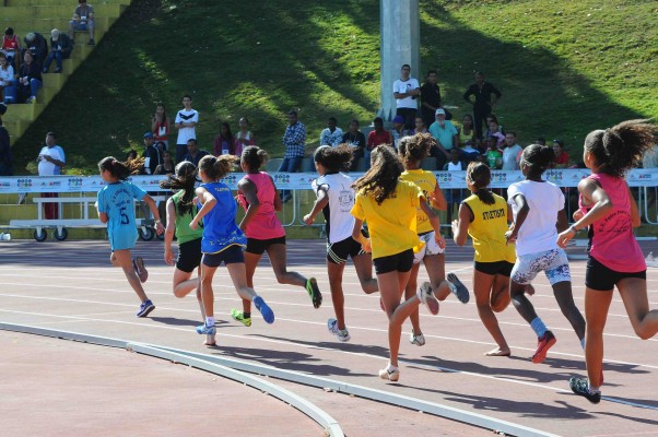 Jerem conta com as modalidades de vôlei, basquete, handball, futsal, xadrez, queimada e atletismo