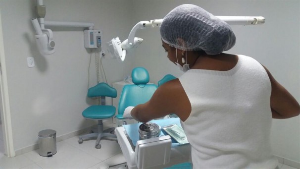 Dentistas precisam adequar projeto arquitetônico para conseguir alvará sanitário