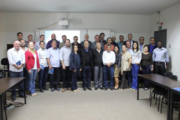 IMEPAC recebe membros do Executivo local para o “Prosa e Café”