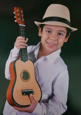 Cauã Alves Mendonça, neto de Luiz Carlos Alves aniversariou no dia 29 de junho recebendo o carinho de toda a família