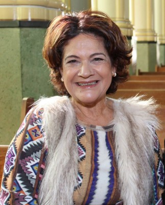  Em tempo, festejos para a queridíssima Nair Cardoso Tomé pela troca de idade que aconteceu na segunda-feira, dia 17. O meu abraço e votos de muitas felicidades! Créditos : Ernane Queiroz