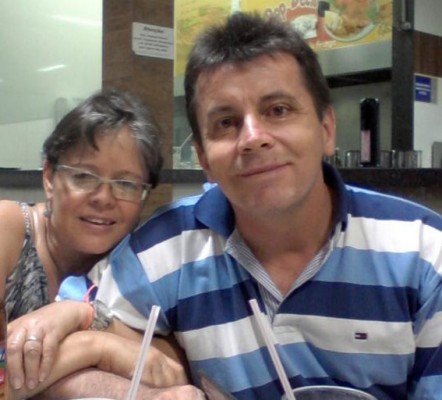 Maria Eliete Vieira Bento, aniversariante do dia 21, com o esposo Nivaldo Pereira Bento