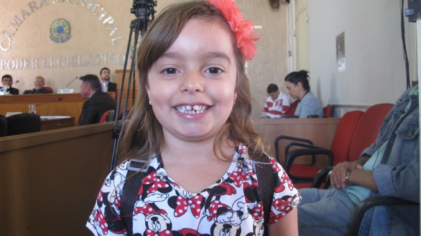 Sara de Melo Moreira Faustino completa 5 anos neste sábado, 1° de julho