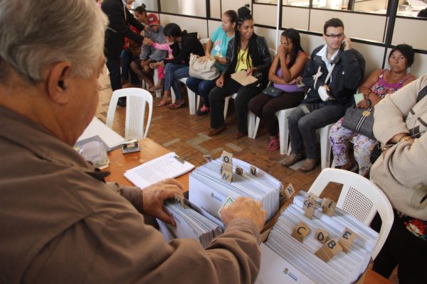 Moradores dos residenciais Minha Casa Minha Vida recebem passes gratuitos