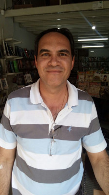 8)André Luís Chagas, 45 anos, Advogado - “A ideia é muito boa, só nos resta saber quais serão os valores cobrados, mas acredito que toda cidade deveria sim ter o Estacionamento Rotativo”.