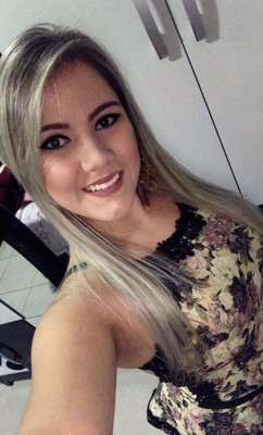 Amanda Rosa Alves (7/8)
