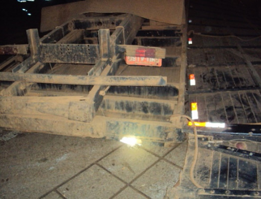 Caminhão capotou e motorista faleceu