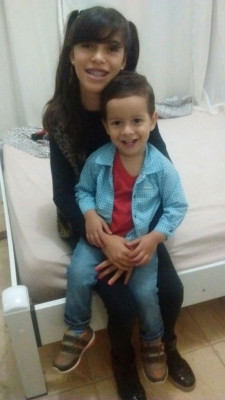 Maria Eduarda Mendes Miranda fará 11 anos no dia 23, ela está com o irmãozinho Heitor Mendes da Cunha Leite. Os dois são filhos de Gabrielle Cristina Mendes Martins 