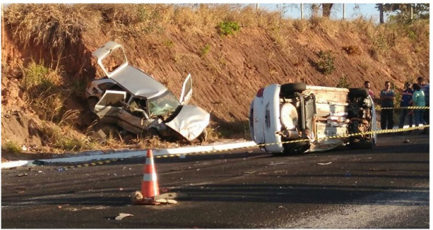 Colisão ocorreu numa rodovia goiana que dá acesso à BR-050 ** Divulgação 