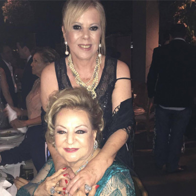 A estrelada Dayse, com Ana Maria Aguiar Tavares