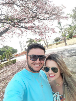 Diogo de Melo Brito, o agrônomo é aniversariante de hoje e está com a esposa Ana Carolina