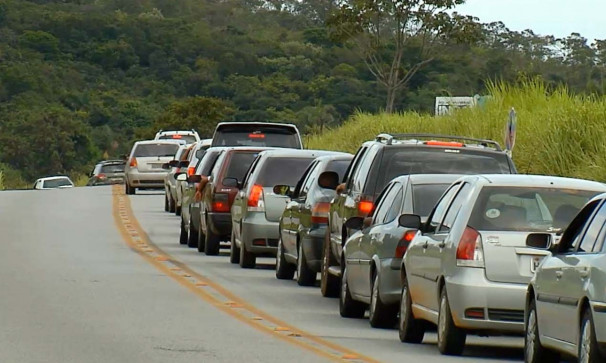 Apesar do grande fluxo de veículos, não houve registros de graves acidentes nas rodovias