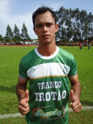 Artilheiro do campeonato com nove gols, atacante Matheus ajudou mais uma vez o União