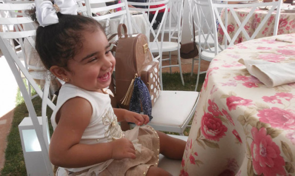 Renata Maria da Silva Cunha, 2 aninhos dia 28 de outubro, filha de Renato Antonio Vieira da Cunha e Fernanda abadia Silva da Cunha