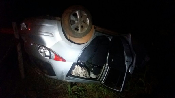Nissan envolvido ema acidente na madrugada de sábado ** Divulgação