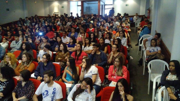 Os estudantes participaram de um “aulão” de véspera, com direito a revisão e diversão