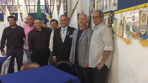 Araguari recebe visita do principal representante do Distrito 4770