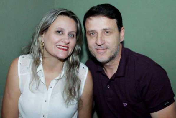 Patrícia R. R. Marques & Márcio Marques, comemoram hoje 17 anos de casados 