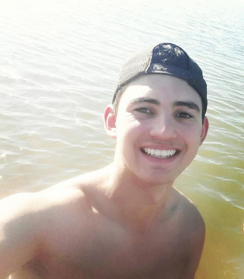 Víctor Marcio Ferreira da Cunha, aniversariante do dia 6. Filho de Marcio Jose da Cunha e Fabiana Henrique Ferreira da Cunha 