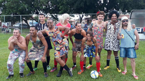 Equipe das “mulheres” levou taca na partida