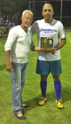 João Langüira, artilheiro da competição *** Pica-Pau 