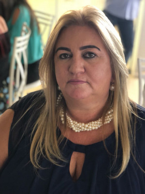 Ontem, Ieda Maria Fernandes foi quem comemorou aniversário. A assessora especial do prefeito Marcos Coelho ganha hoje os parabéns pela data na Acesso Restrito.