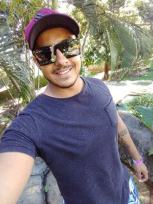 Victor Oliveira Pereira dos Santos (20/2) 