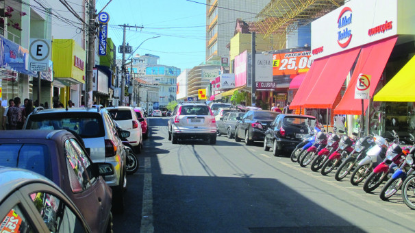 Comércio foi o setor onde o número de desligamento superou o de admissões