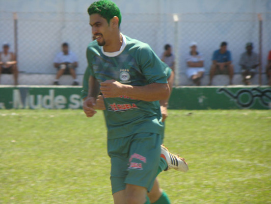 Amorim é um dos maiores vencedores do futebol araguarino ** Arquivo 