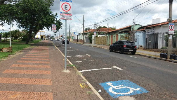 Profissionais com mobilidade reduzida precisam lidar com a limitação quanto ao horário da Zona Azul