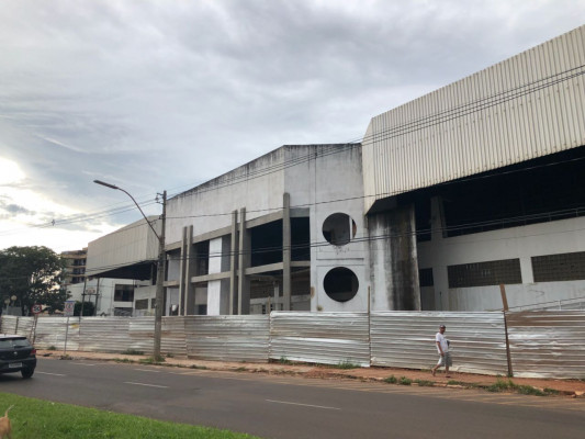 Local está fechado como canteiro de obras desde 2009