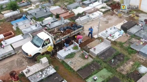 Serviço de roçagem teve início no sábado e deve ser concluído essa semana